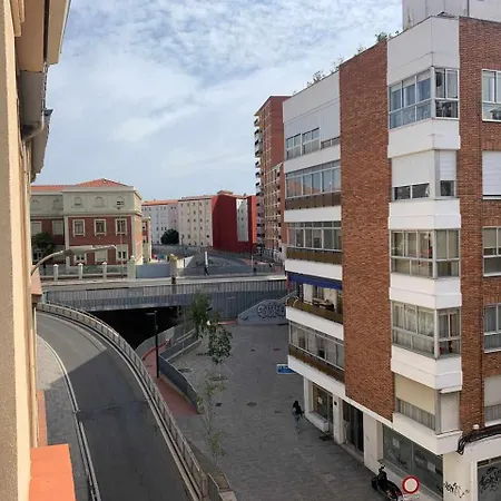 Ramon Y Cajal De Luxe Apartmán *